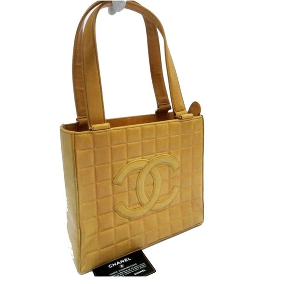CHANEL Handbags - Auth CHANEL Quilted Lambskin Leather Tote Handbag Carrier Shopper Satchels +Card